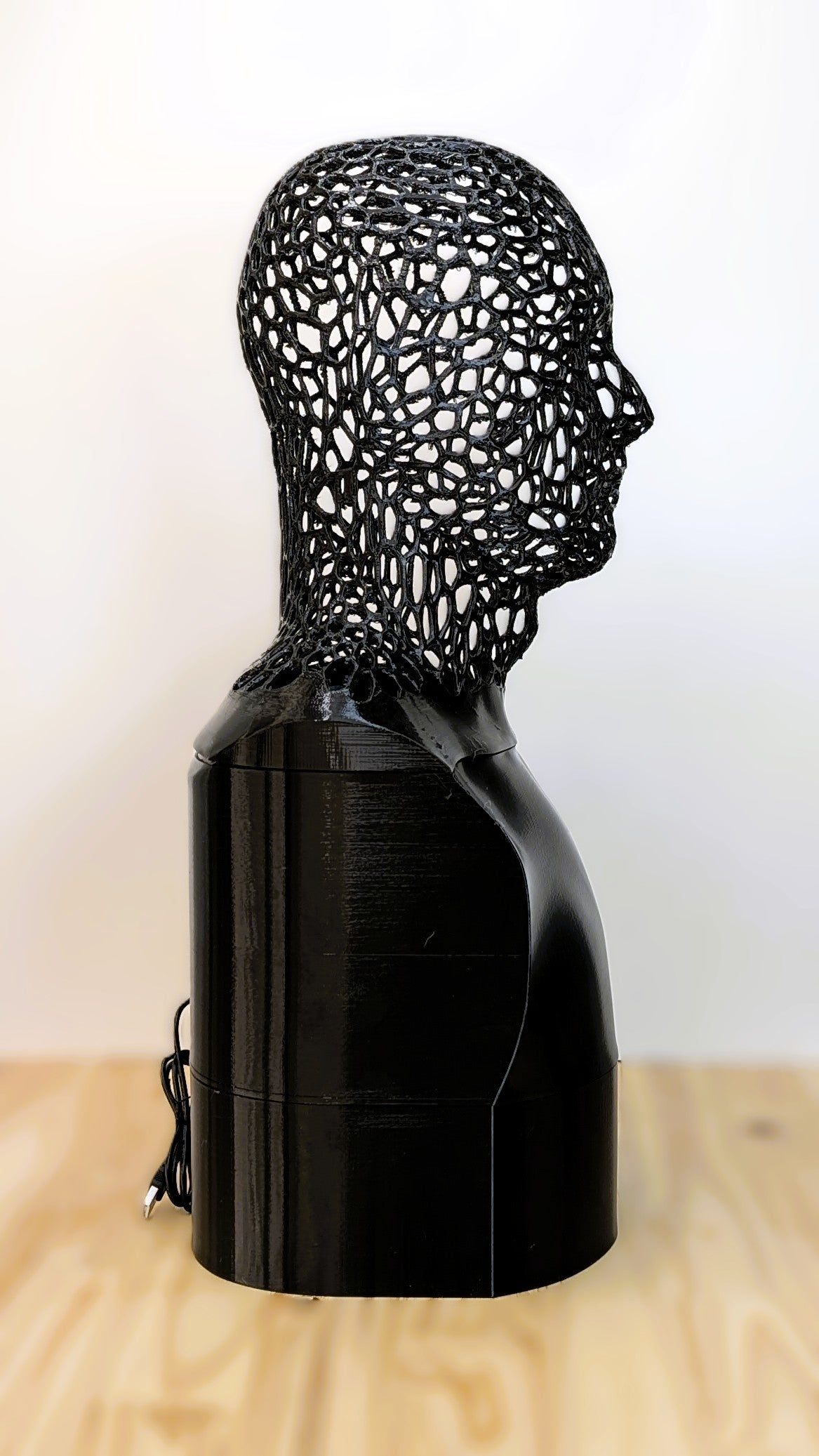 Flexible mask stand for silicone masks, latex masks. Head form for silicone masks
