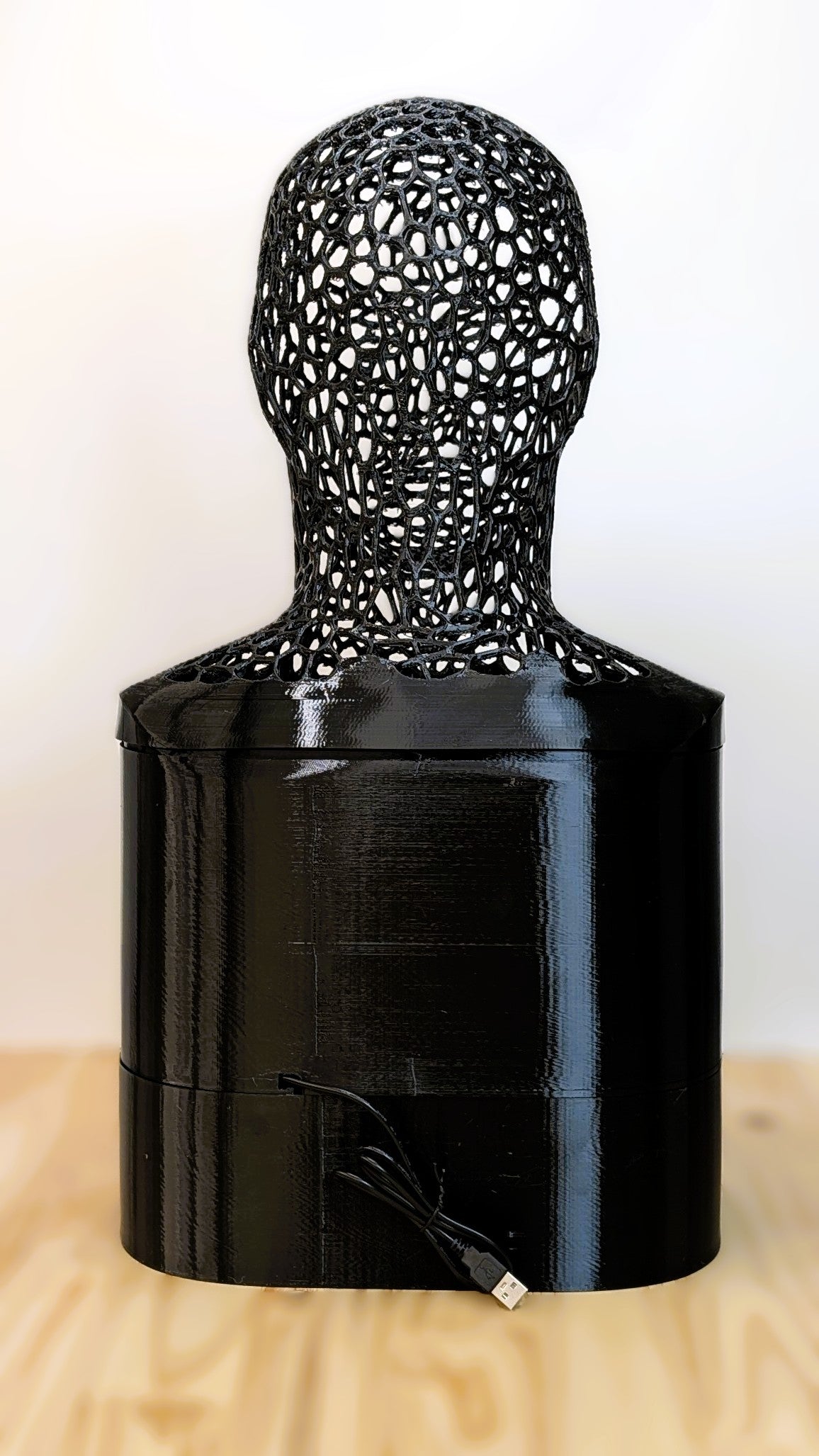 Flexible mask stand for silicone masks, latex masks. Head form for silicone masks